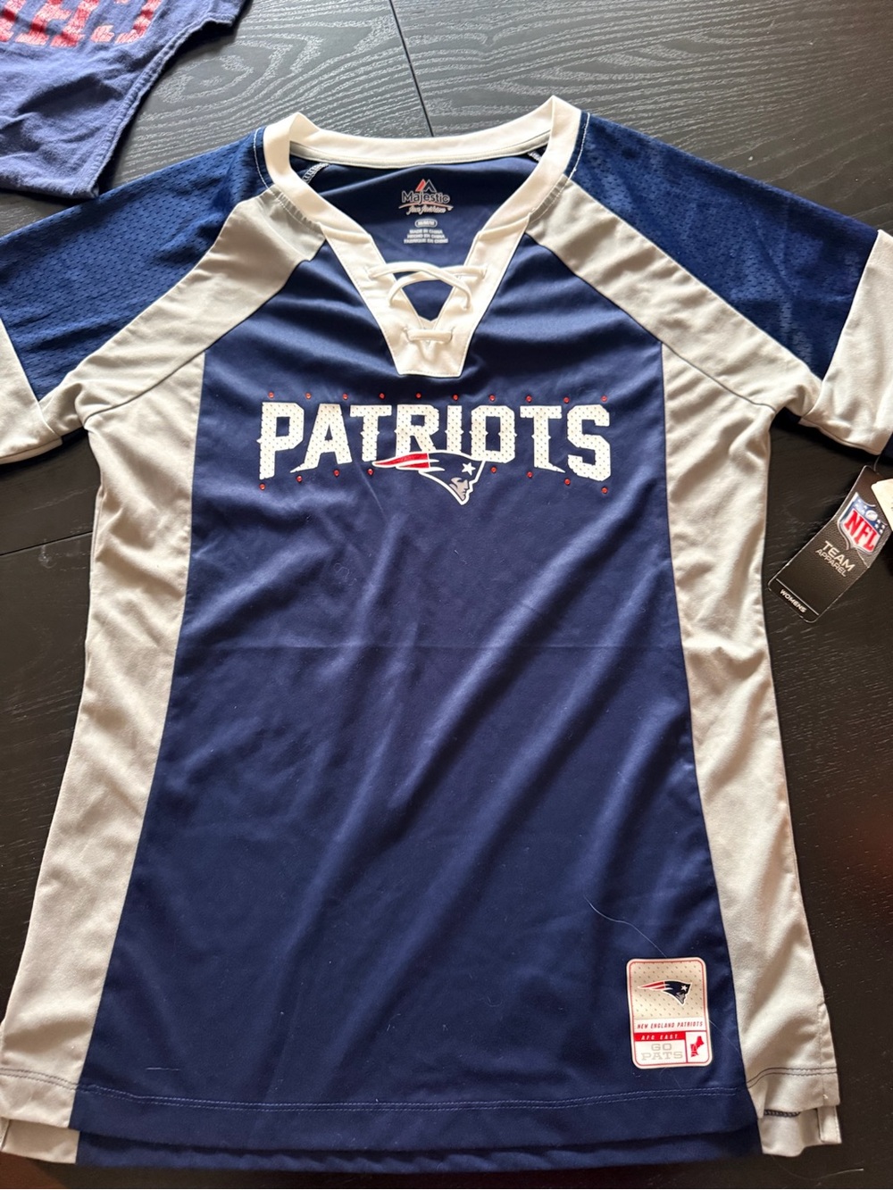 Majestic Women's New England Patriots NFL Lace-Up V-Neck Shirt Blue/White Sz M